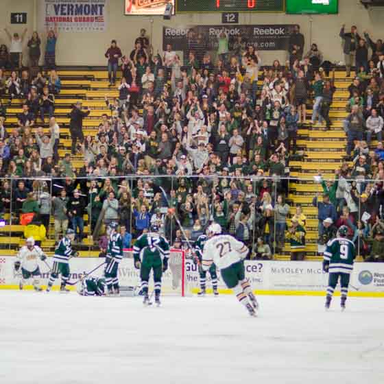 Goaltending leads mens hockey past Maine