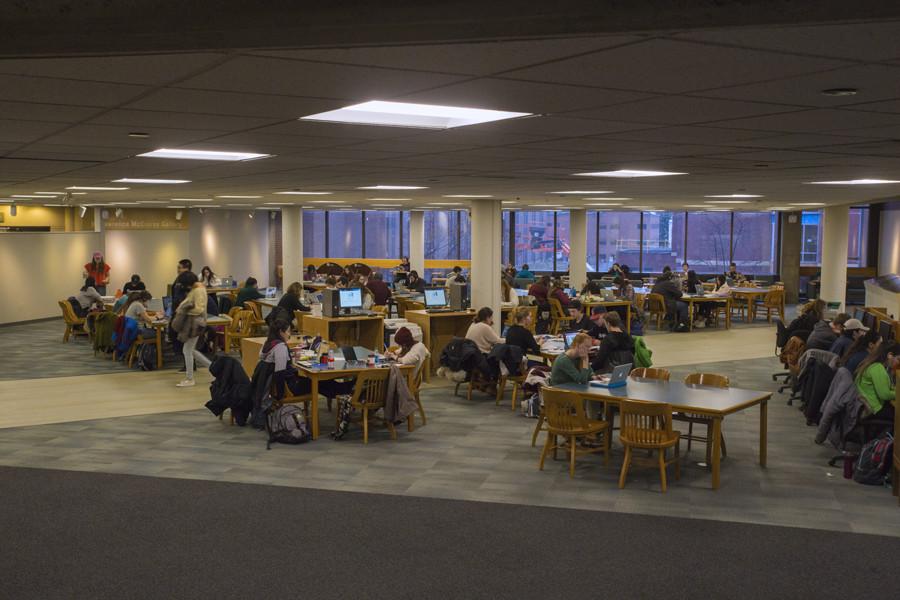 Students study in the Bailey/Howe Library ahead of midterms. SGA has pushed back against the Faculty Senate to reinstate reading days during the finals schedule.
