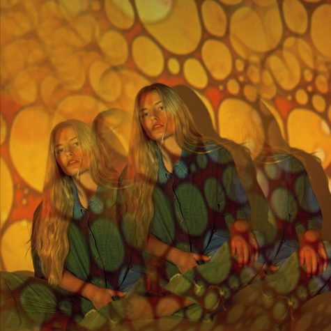 Female singer-songwriter visits Burly on a solo tour