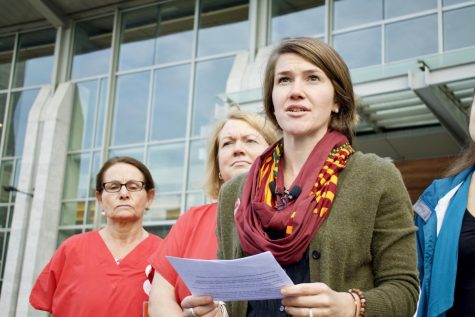 Nurses strike deal with medical center