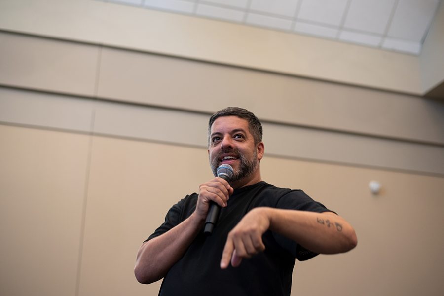 Contemporary dancer and choreographer Miguel Gutierrez addresses an audience in the Livak Ballroom, Sept. 18. During his talk, Gutierrez discussed his recent essay, “Does Abstraction Belong to White People?” 