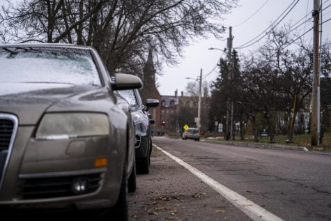 As snow storm approaches, Burlington puts parking ban in place