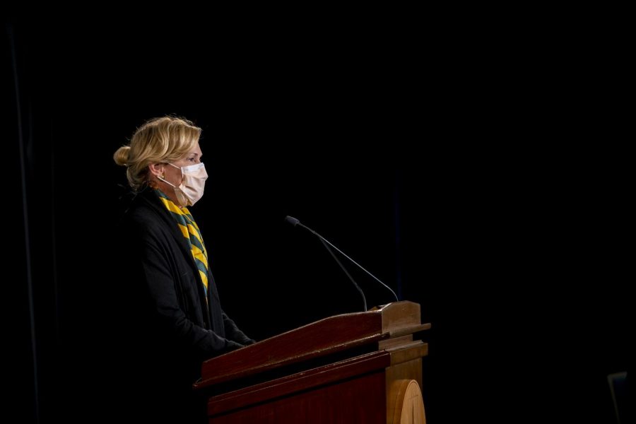 Dr. Deborah Birx, the response coordinator of the White House Coronavirus Task Force, addresses gathered media in the Grand Maple Ball Room at UVM Oct. 10. Birx praised the University and Vermont's response to the virus. 