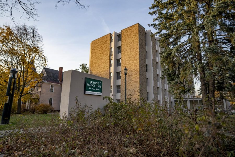 Jeanne Mance became UVMs designated quarantine and isolation building for students at the beginning of the semester. Located on Pearl Street, the residence hall is surrounded by other UVM buildings and Burlington homes.