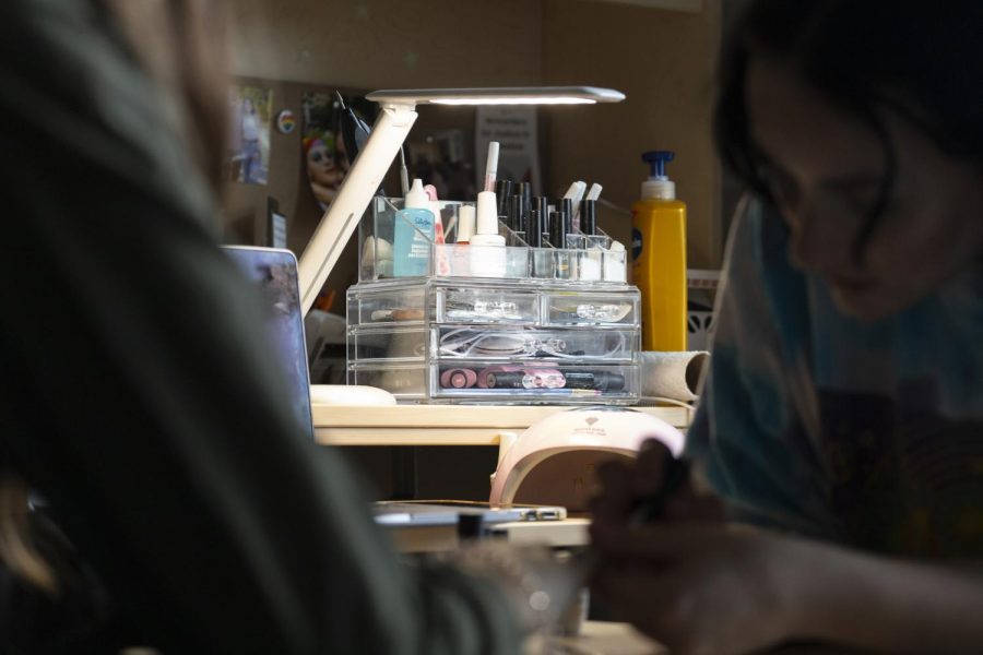 Student creates in-dorm nail salon