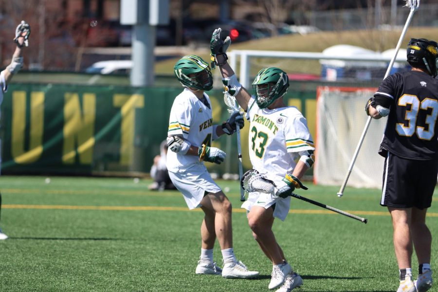 Mens+lacrosse+wins+four+straight+games