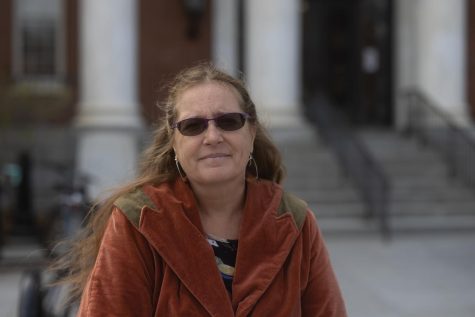 UVM alum Pamela Smith, who was diagnosed with early-onset Alzhiemer’s, outside the Waterman building April 29. Smith has a Master’s Degree in social work from UVM.
