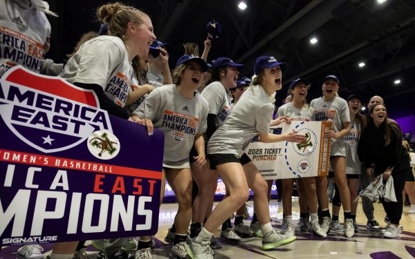 Women's basketball defeats UAlbany 62-55 March 14.